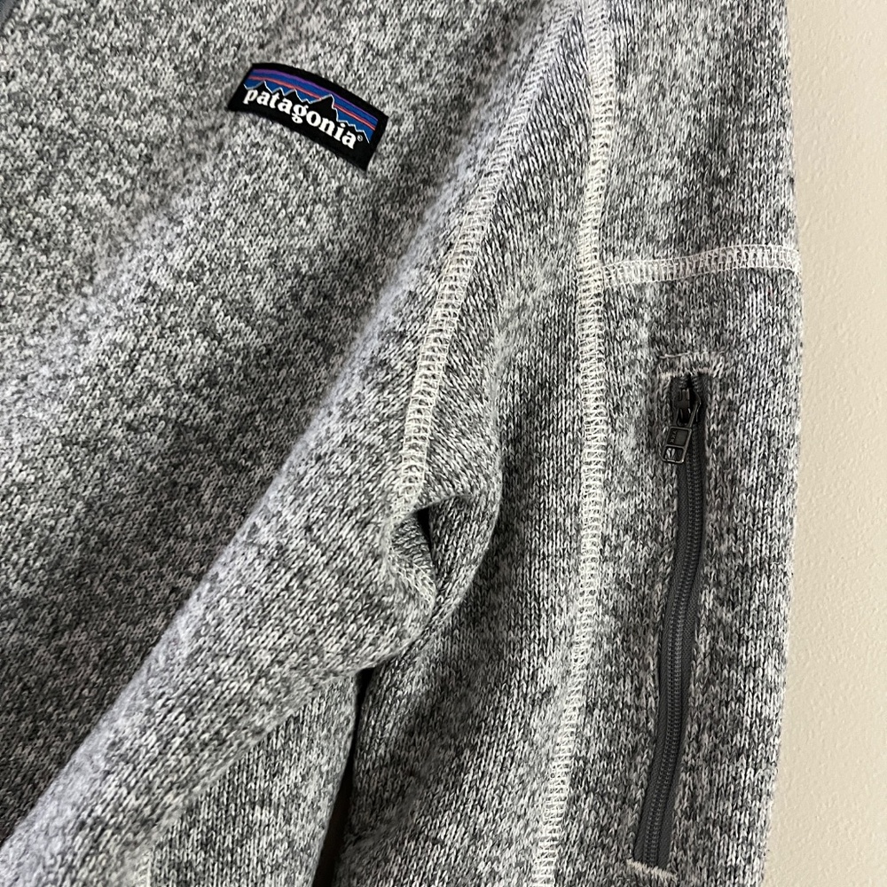 Patagonia - Better Sweater with Hood, Gray, Women's Size Large - Picture 4 of 5
